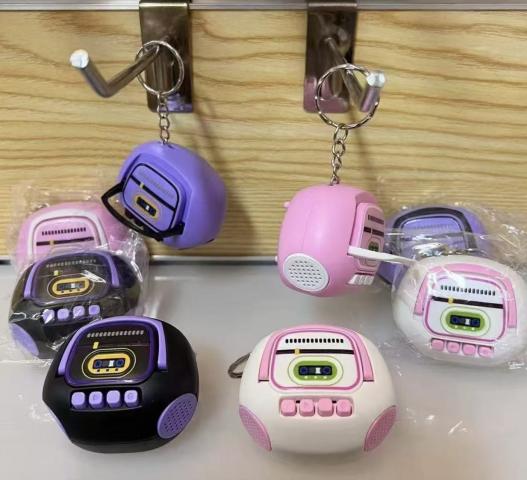 復古錄音機造型音樂盒鑰匙圈(混款)